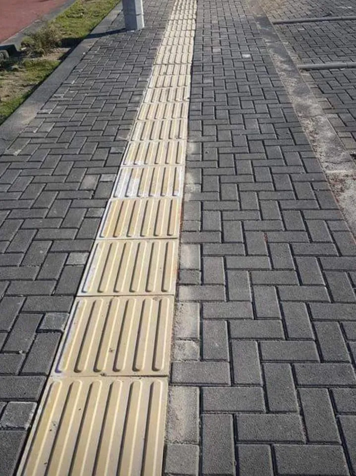 Görme Engelli Yönlendirme Parke Taşı