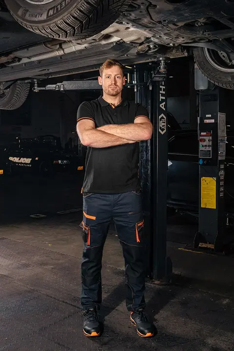 Polo yaka tişört Neo Garage, %100 pamuklu pike