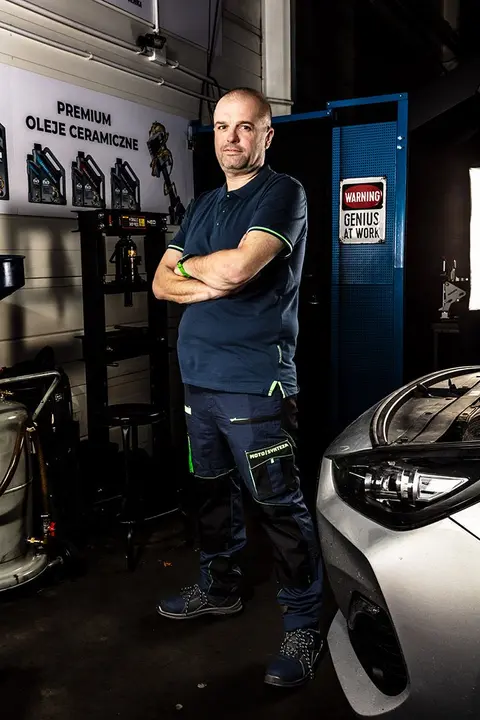 Polo yaka tişört Motosynteza, %100 pamuklu pike