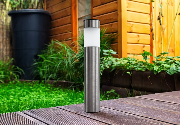 Güneş enerjili LED bahçe direği