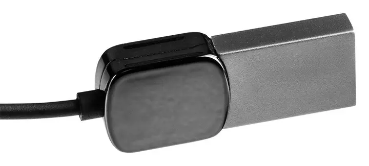 AUX-USB araç vericisi